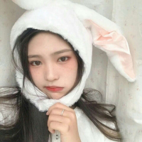  怕黑却很晚睡的菇凉安好