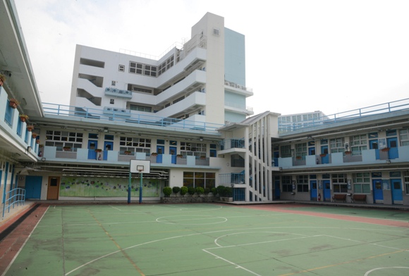 亲子网《Oh！爸妈》 - 访问九龙真光中学李伊莹校长。 黄颂伟摄(Pix By : Wong Chung Wai) 2016/10/20 亲子网